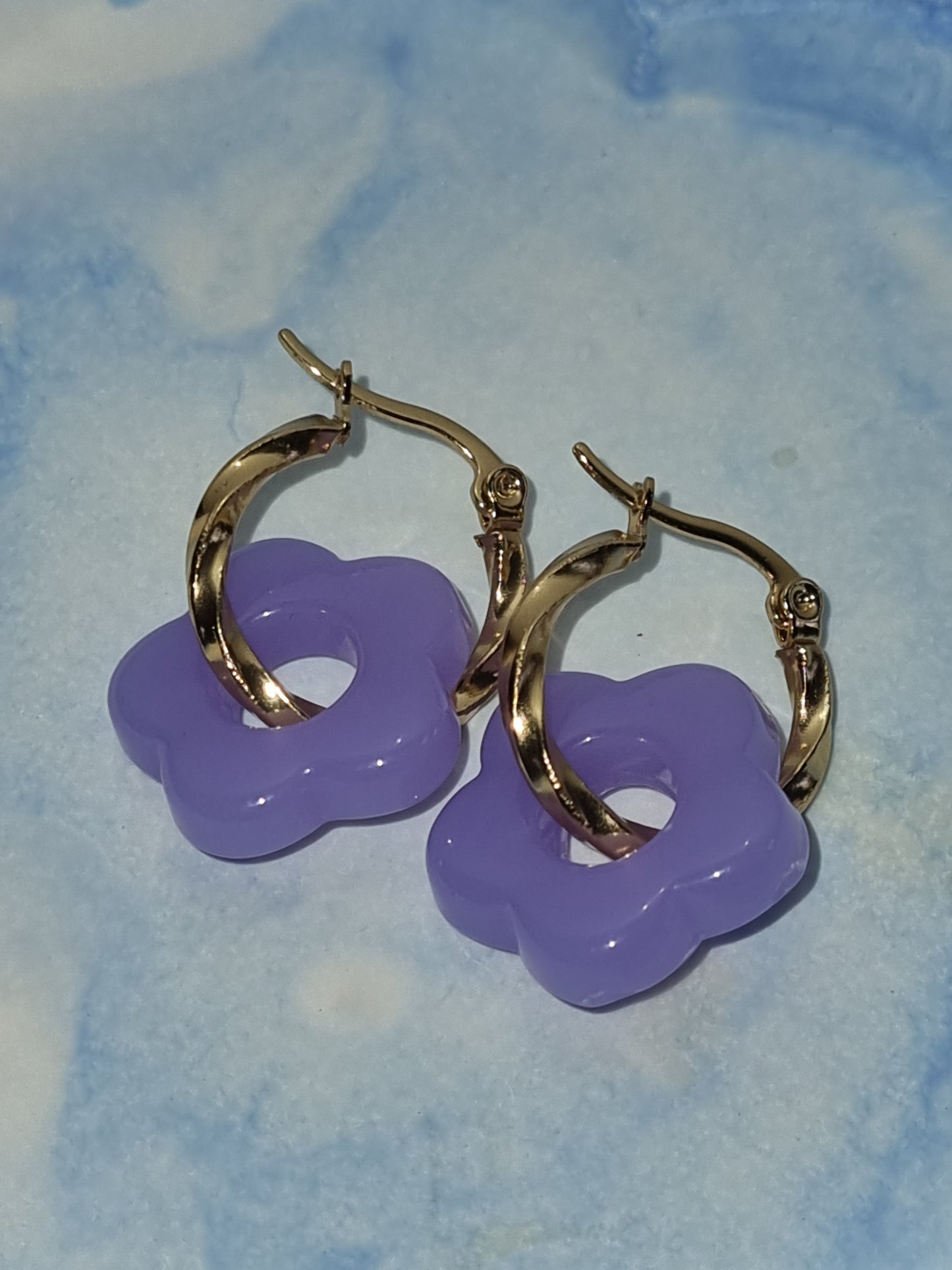 Boucles d'oreilles fantaisie fleurs. Acier inoxydable