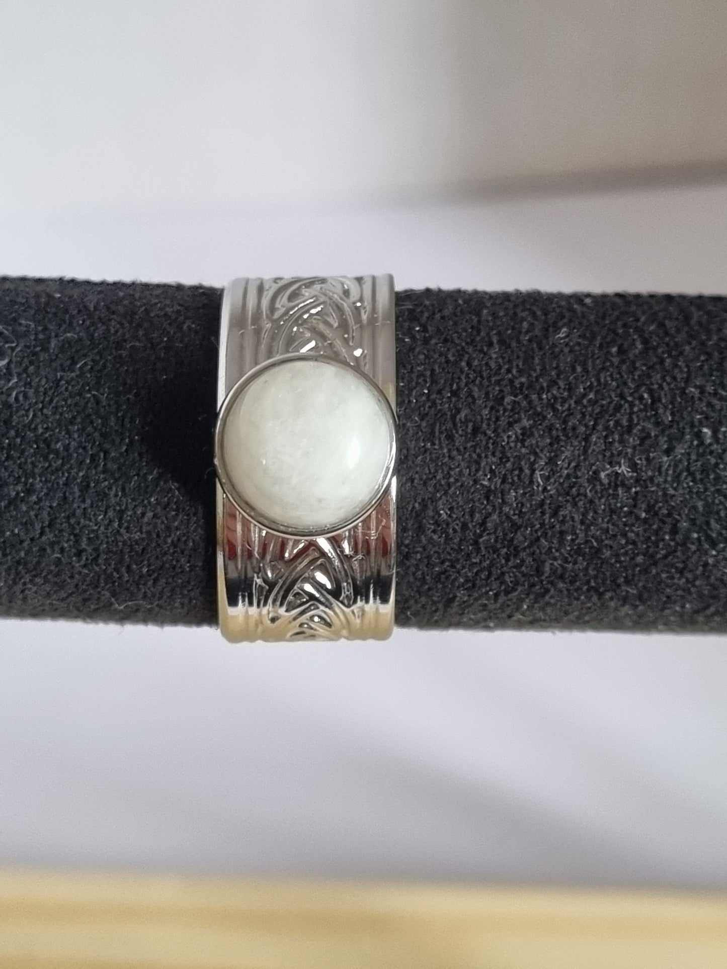 Bague pierre de lune blanche