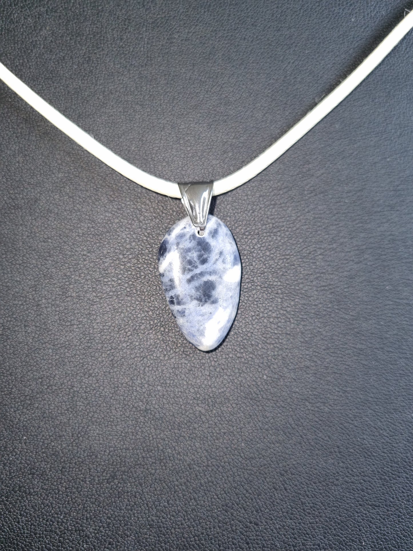 Pendentif sodalite Brésil