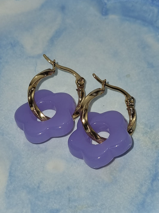 Boucles d'oreilles fantaisie fleurs. Acier inoxydable