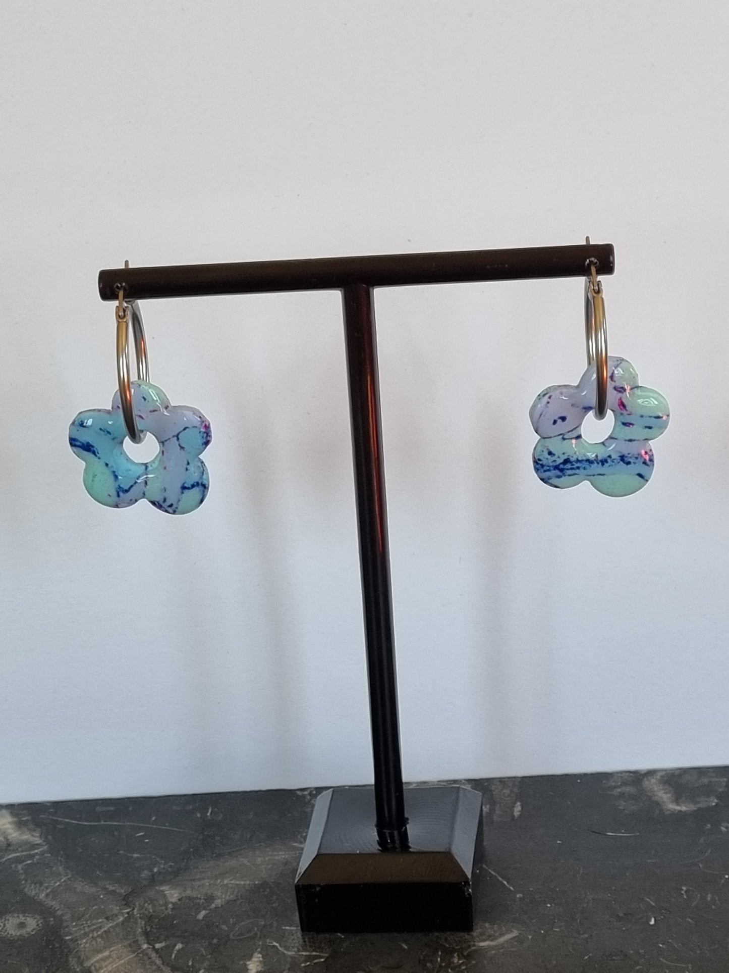 Boucles d'oreilles polymère et résine uv différents bleus paillettes bleu