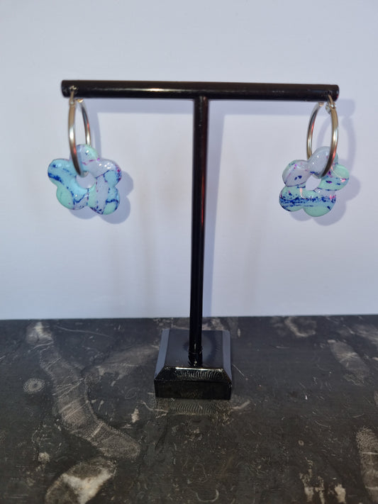 Boucles d'oreilles polymère et résine uv différents bleus paillettes bleu