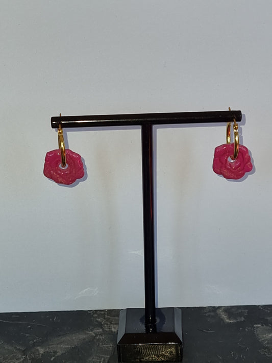 Boucles d'oreilles polymère et résine uv en forme de rose